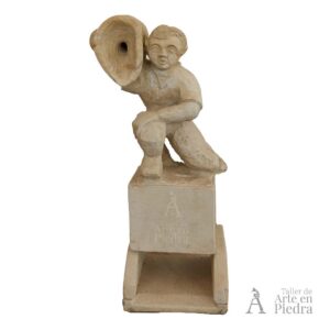 Escultura de niño con vasija en piedra para fuente de agua